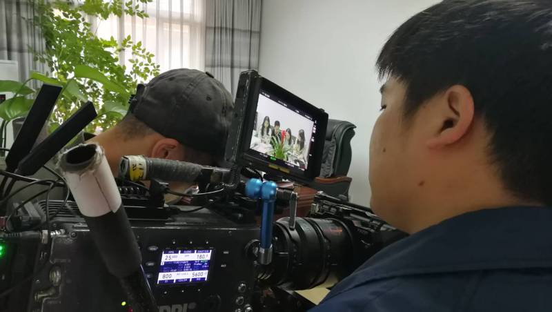剧本杀式体验：新华区广告片拍摄公司构建沉浸式消费决策路径